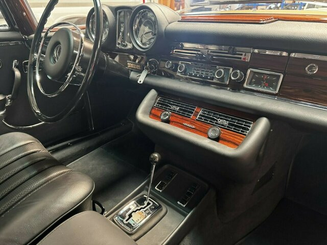 MERCEDES-BENZ 280 SE Cabrio W111 BRABUS-Classic Restauration - Cabrio: das Bild 4 MERCEDES-BENZ 280 SE Cabrio W111 BRABUS-Classic Restauration - Cabrio: das Bild 4