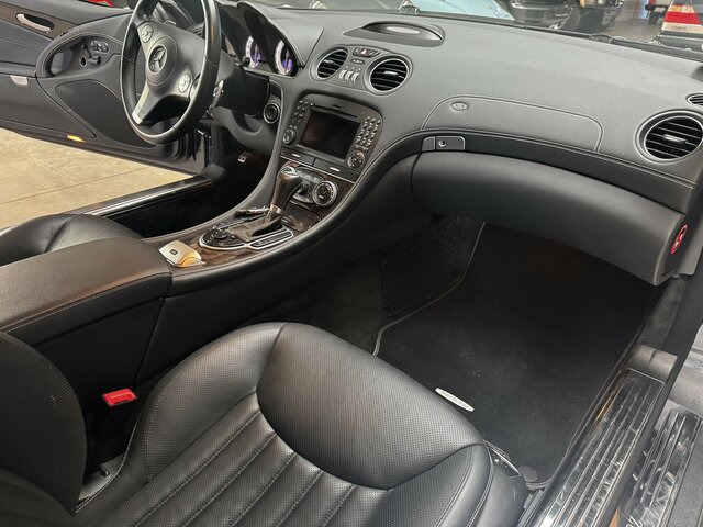 MERCEDES-BENZ SL 350 /280/300 R 230 Scheckheft Mercedes - Cabrio: das Bild 2 MERCEDES-BENZ SL 350 /280/300 R 230 Scheckheft Mercedes - Cabrio: das Bild 2
