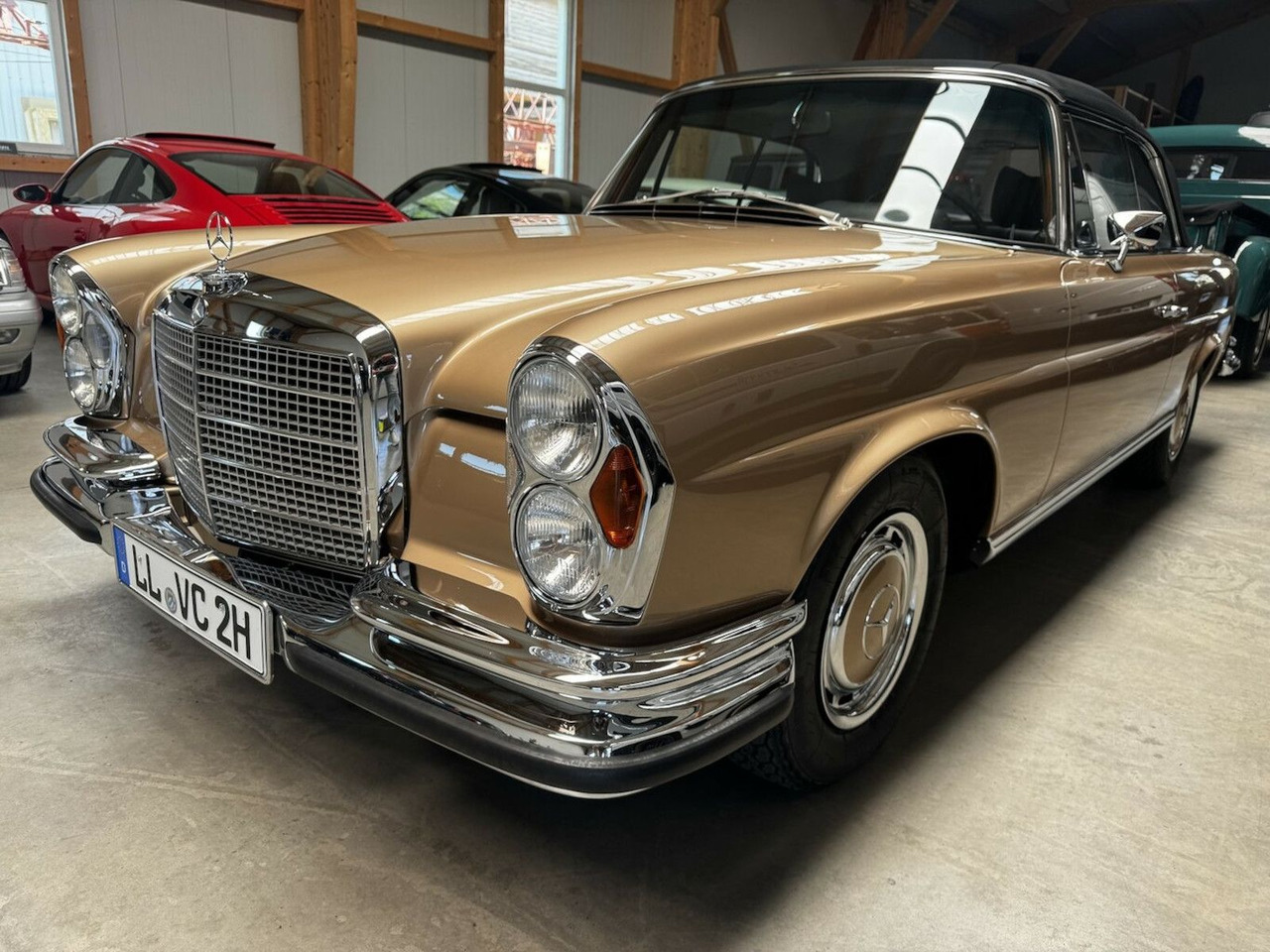 Mercedes-Benz 280 SE Cabrio W111 BRABUS-Classic Restauration - PKW: das Bild 3 Mercedes-Benz 280 SE Cabrio W111 BRABUS-Classic Restauration - PKW: das Bild 3