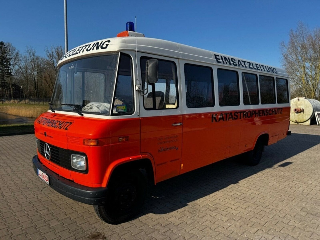 Mercedes-Benz O 309 D 608 613 Mercedes-Benz O 309D 608D H-Kennzeichen - Kastenwagen: das Bild 2 Mercedes-Benz O 309 D 608 613 Mercedes-Benz O 309D 608D H-Kennzeichen - Kastenwagen: das Bild 2