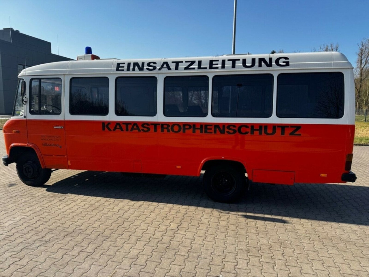 Mercedes-Benz O 309 D 608 613 Mercedes-Benz O 309D 608D H-Kennzeichen - Kastenwagen: das Bild 5 Mercedes-Benz O 309 D 608 613 Mercedes-Benz O 309D 608D H-Kennzeichen - Kastenwagen: das Bild 5