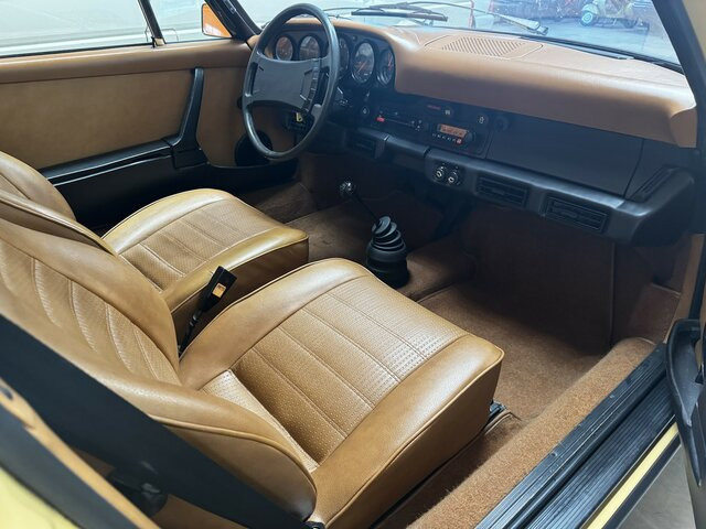 PORSCHE 911 S 2.7 - PKW: das Bild 3 PORSCHE 911 S 2.7 - PKW: das Bild 3