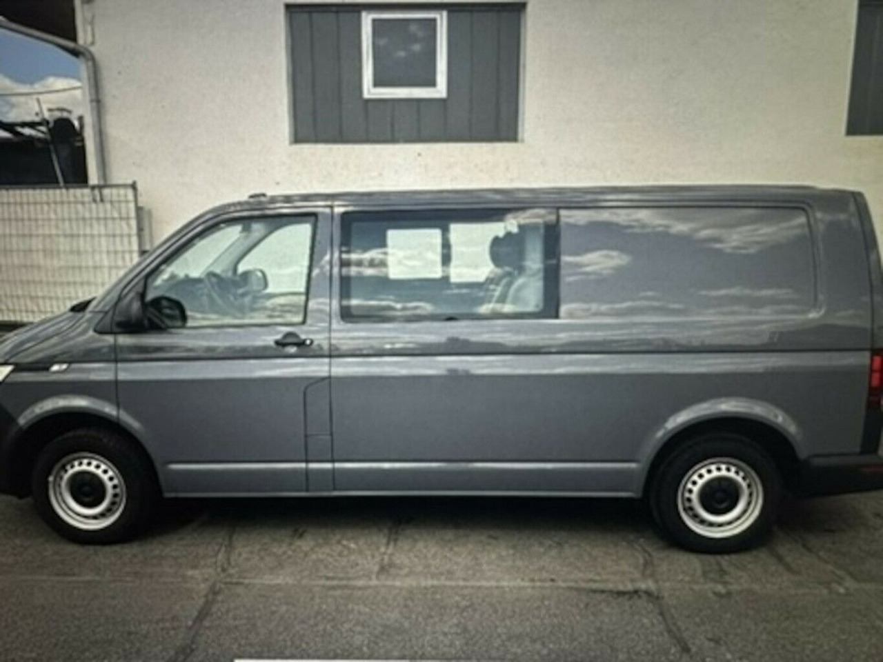 Volkswagen T6.1 Kasten LKW lang 6-Sitzer 2.0 TDI 4Motion - Kleintransporter, Transporter mit Doppelkabine: das Bild 5 Volkswagen T6.1 Kasten LKW lang 6-Sitzer 2.0 TDI 4Motion - Kleintransporter, Transporter mit Doppelkabine: das Bild 5