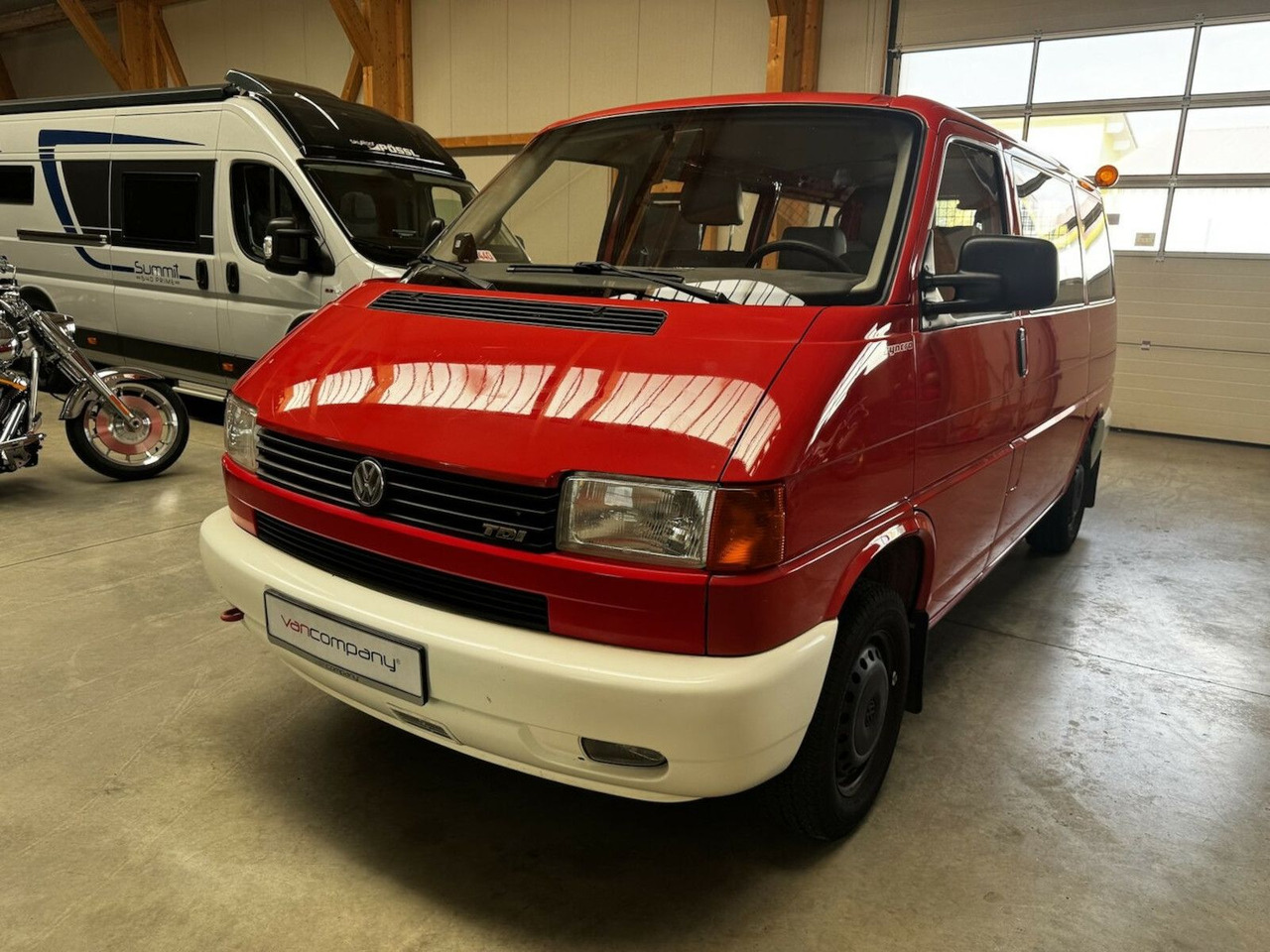Volkswagen T4 2.5 TDI Syncro 4x4 7-Sitzer 1. Hand! - Wohnmobil: das Bild 2 Volkswagen T4 2.5 TDI Syncro 4x4 7-Sitzer 1. Hand! - Wohnmobil: das Bild 2