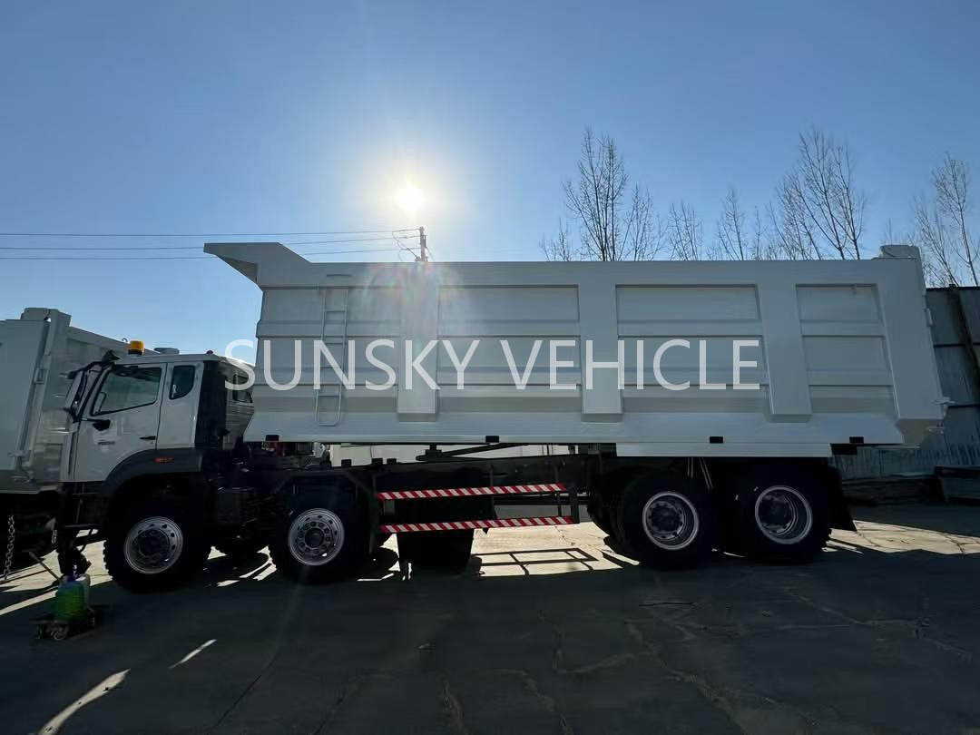 HOHAN Brand New 8X4 400HP Dump Truck - Kipper: das Bild 5 HOHAN Brand New 8X4 400HP Dump Truck - Kipper: das Bild 5