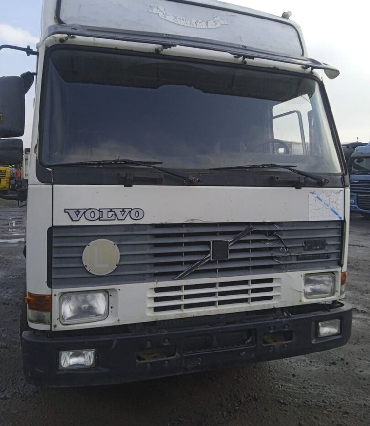 Volvo FL10 - Sattelzugmaschine: das Bild 1 Volvo FL10 - Sattelzugmaschine: das Bild 1