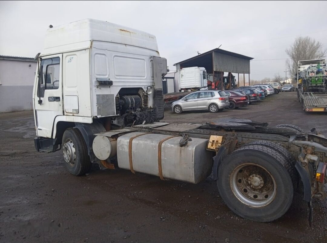 Volvo FL10 - Sattelzugmaschine: das Bild 4 Volvo FL10 - Sattelzugmaschine: das Bild 4