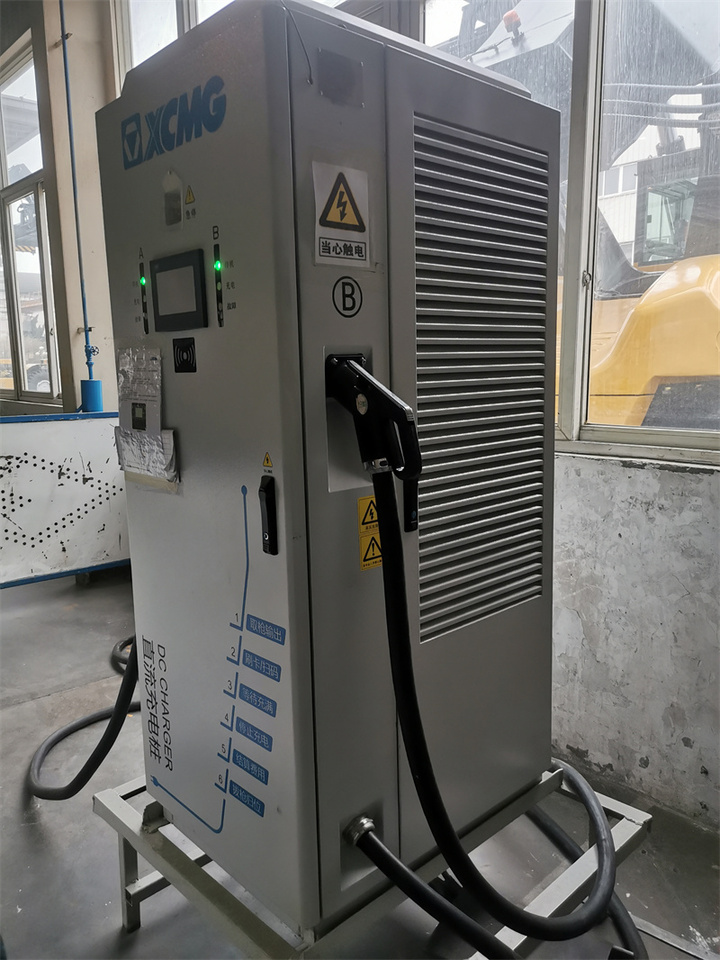 XCMG Official 45 Tons Pure Electric Container Reach Stacker XCS4531E Reach Stacker Crane Forklift - Reach stacker: das Bild 5 XCMG Official 45 Tons Pure Electric Container Reach Stacker XCS4531E Reach Stacker Crane Forklift - Reach stacker: das Bild 5