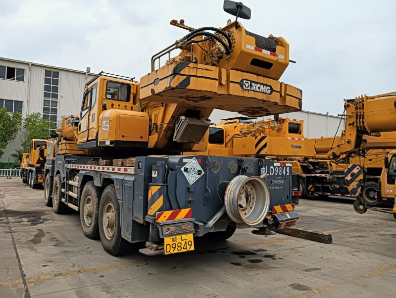 XCMG Official Second Hand Hydraulic Truck Crane XCT80L6 6-Section Arm Mobile Truck Crane For Sale - Mobilkran: das Bild 4 XCMG Official Second Hand Hydraulic Truck Crane XCT80L6 6-Section Arm Mobile Truck Crane For Sale - Mobilkran: das Bild 4