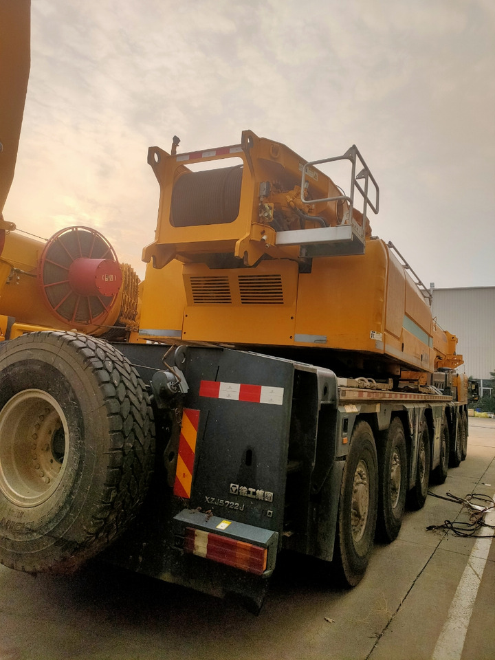 XCMG Official Second Hand Truck Cranes XCA300_1 300 Ton Mobile Crane Price - All-Terrain Kran: das Bild 2 XCMG Official Second Hand Truck Cranes XCA300_1 300 Ton Mobile Crane Price - All-Terrain Kran: das Bild 2
