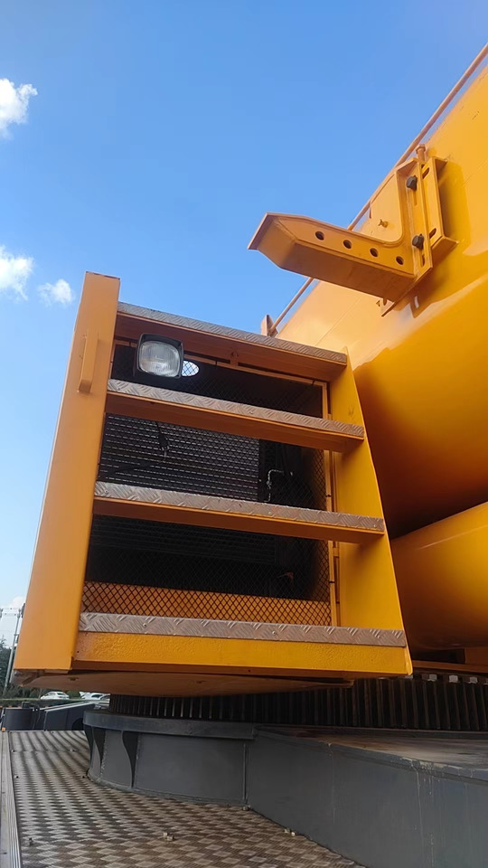 XCMG Truck crane Second Hand mobile hydraulic crane QAY160 Used - Mobilkran: das Bild 3 XCMG Truck crane Second Hand mobile hydraulic crane QAY160 Used - Mobilkran: das Bild 3