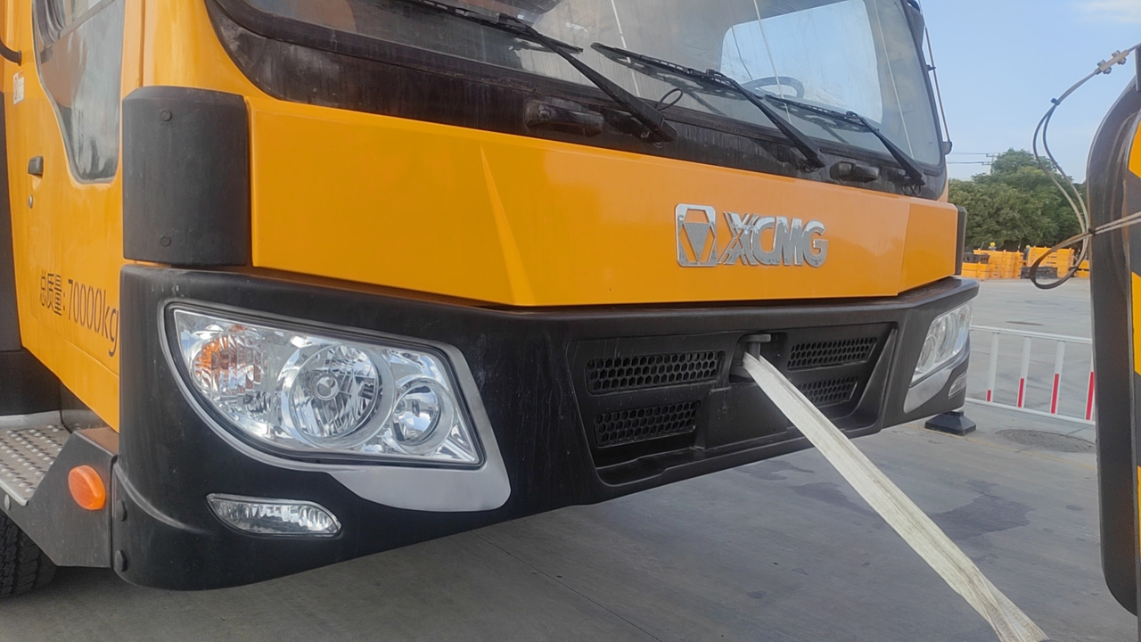 XCMG Truck crane Second Hand mobile hydraulic crane QAY160 Used - Mobilkran: das Bild 4 XCMG Truck crane Second Hand mobile hydraulic crane QAY160 Used - Mobilkran: das Bild 4