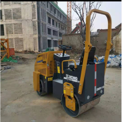 Kleine Walze, Zustand - NEU XCMG XMR110 1ton samll road roller hydraulic vibratory compator price: das Bild 6