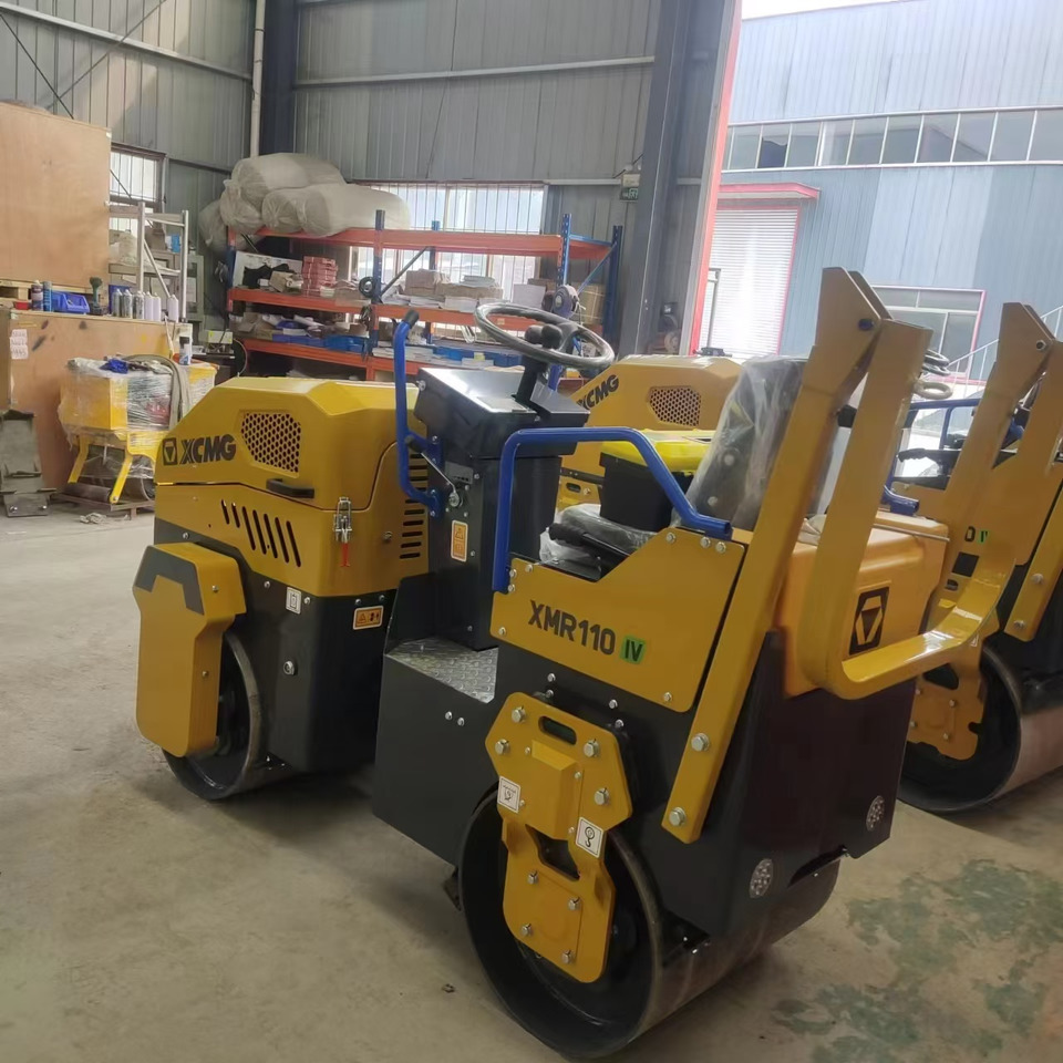 XCMG XMR110 1ton samll road roller hydraulic vibratory compator price - Kleine Walze: das Bild 3 XCMG XMR110 1ton samll road roller hydraulic vibratory compator price - Kleine Walze: das Bild 3