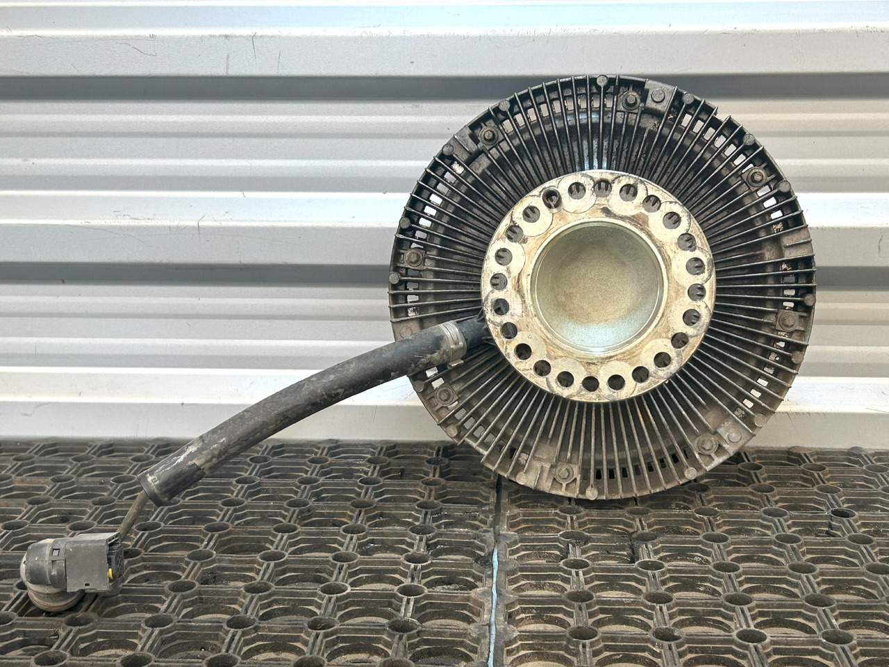 DAF VISCOTIC CLUTCH VISCO DAF XF 106 460 - Ventilator: das Bild 2 DAF VISCOTIC CLUTCH VISCO DAF XF 106 460 - Ventilator: das Bild 2