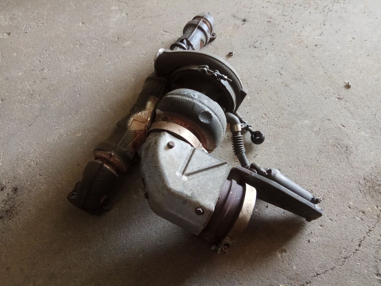 DAF XF 105 13951013061 DAF XF 105 truck - Turbolader für LKW: das Bild 5 DAF XF 105 13951013061 DAF XF 105 truck - Turbolader für LKW: das Bild 5