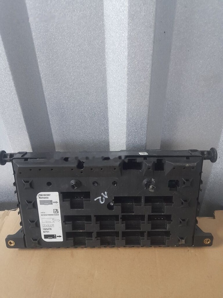 DAF XF 106 1925270 DAF XF 106 1925270 - Sicherung für LKW: das Bild 3 DAF XF 106 1925270 DAF XF 106 1925270 - Sicherung für LKW: das Bild 3