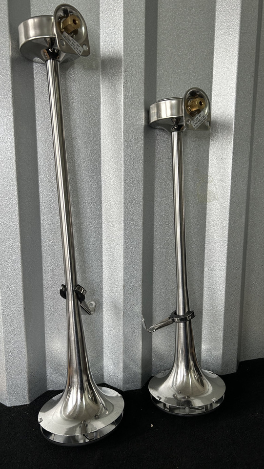 FIAMM 2 TRUMPETS, SHORT + LONG + ASSEMBLY KIT FIAMM, ORIGINAL FOR MERCEDES ACTROS MP5 - Universalteil: das Bild 5 FIAMM 2 TRUMPETS, SHORT + LONG + ASSEMBLY KIT FIAMM, ORIGINAL FOR MERCEDES ACTROS MP5 - Universalteil: das Bild 5