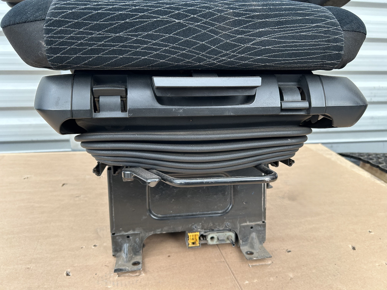 Grammer Grammer DRIVER'S SEAT MERCEDES ACTROS MP4 - Sitz für LKW: das Bild 5 Grammer Grammer DRIVER'S SEAT MERCEDES ACTROS MP4 - Sitz für LKW: das Bild 5