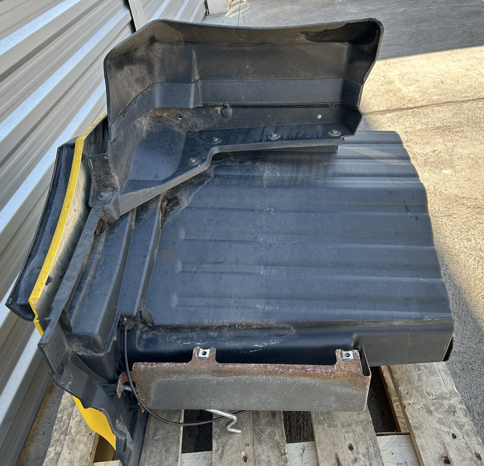 MERCEDES ACTROS MP5 STORAGE COMPARTMENT EXTENSION OF THE STEPS LEFT - Universalteil: das Bild 5 MERCEDES ACTROS MP5 STORAGE COMPARTMENT EXTENSION OF THE STEPS LEFT - Universalteil: das Bild 5
