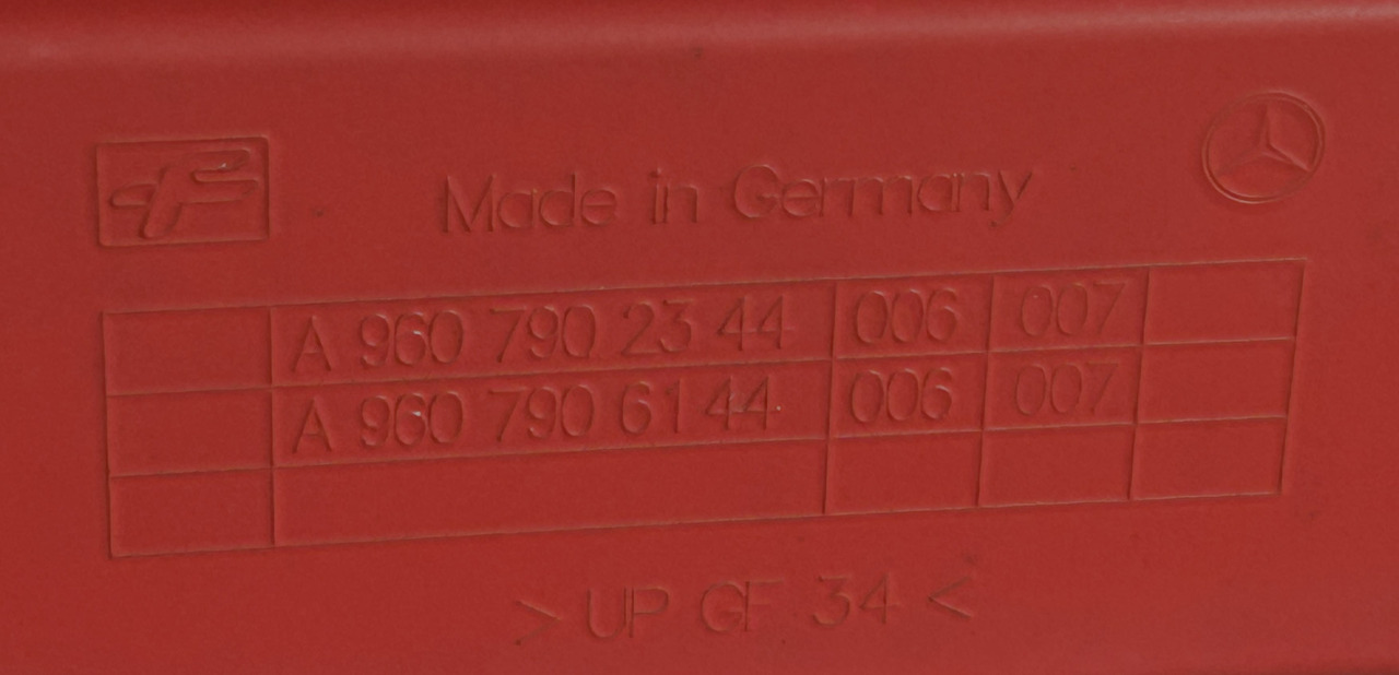 MERCEDES-BENZ ACTROS MP4 SPOILER - Aeropack/ Spoiler für LKW: das Bild 5 MERCEDES-BENZ ACTROS MP4 SPOILER - Aeropack/ Spoiler für LKW: das Bild 5