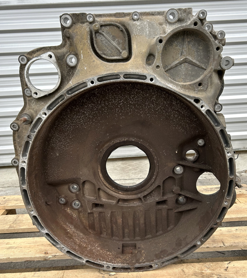 MERCEDES CLUTCH TIMING HOUSING ACTROS MP4 - Nockenwelle: das Bild 2 MERCEDES CLUTCH TIMING HOUSING ACTROS MP4 - Nockenwelle: das Bild 2