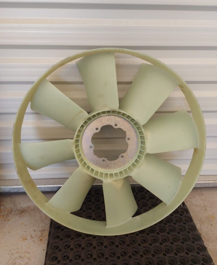 Mercedes-Benz A9062050406 Mercedes-Benz Actros Axor truck - Ventilator für LKW: das Bild 2 Mercedes-Benz A9062050406 Mercedes-Benz Actros Axor truck - Ventilator für LKW: das Bild 2