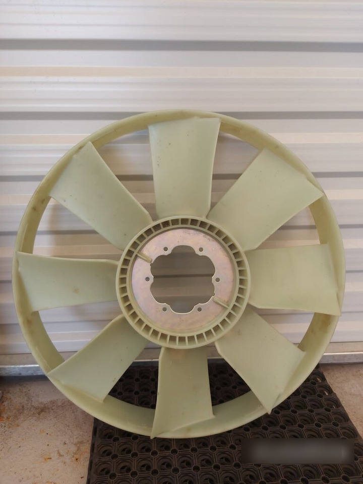 Mercedes-Benz A9062050406 Mercedes-Benz Actros Axor truck - Ventilator für LKW: das Bild 1 Mercedes-Benz A9062050406 Mercedes-Benz Actros Axor truck - Ventilator für LKW: das Bild 1