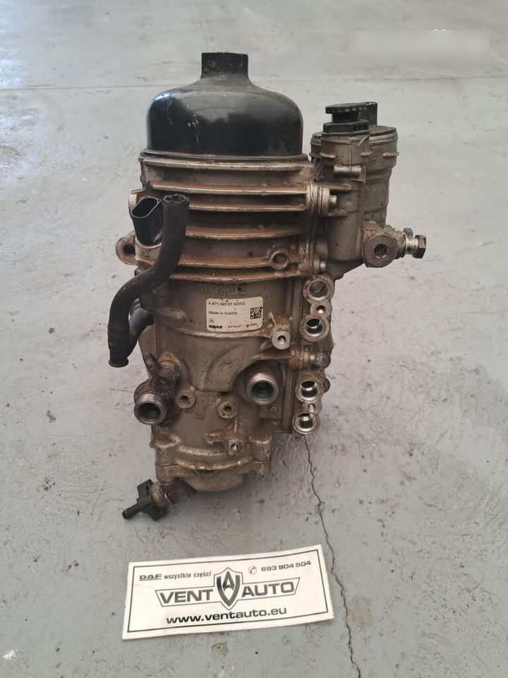 Mercedes-Benz ACTROS MP4 housing Mercedes-Benz EURO 6 truck - Kraftstofffilter für LKW: das Bild 1 Mercedes-Benz ACTROS MP4 housing Mercedes-Benz EURO 6 truck - Kraftstofffilter für LKW: das Bild 1