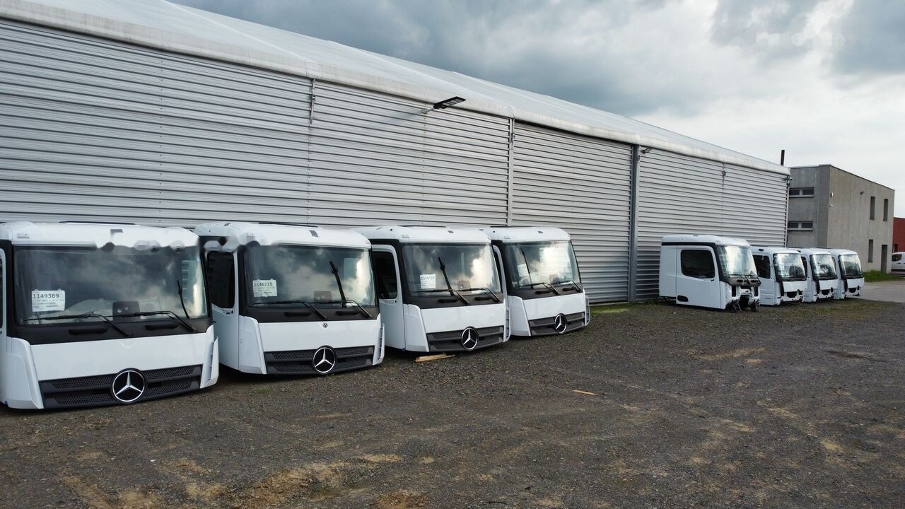 Mercedes-Benz M ClassicSpace Arocs for Mercedes-Benz ACTROS ANTOS AXOR M classic space 170mm Fahrerhaus - Fahrerhaus: das Bild 2 Mercedes-Benz M ClassicSpace Arocs for Mercedes-Benz ACTROS ANTOS AXOR M classic space 170mm Fahrerhaus - Fahrerhaus: das Bild 2