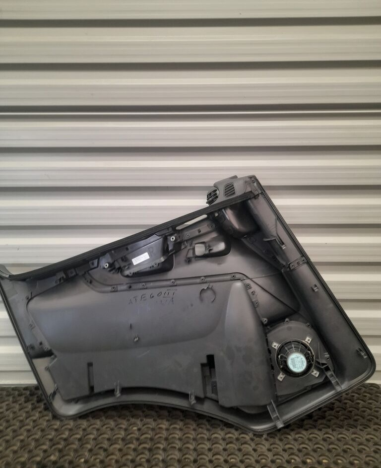 TAPICERKA PANEL DRZWI R Mercedes-Benz ATEGO A9407201870 - Tür und Teile für LKW: das Bild 3 TAPICERKA PANEL DRZWI R Mercedes-Benz ATEGO A9407201870 - Tür und Teile für LKW: das Bild 3