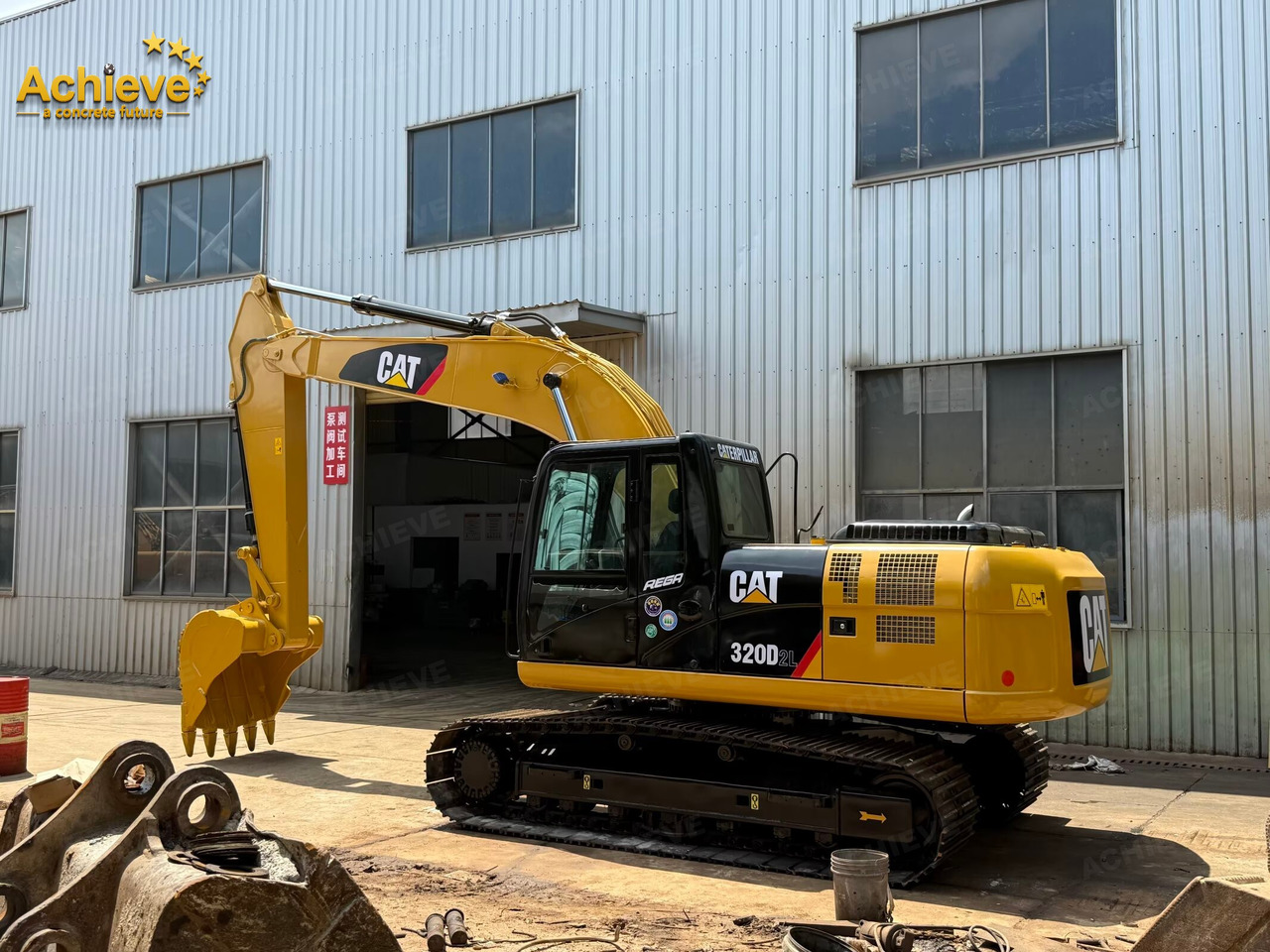 CATERPILLAR 【ACHIEVE】TOP CONDITION!!! CAT 320D2L tracked excavator - Kettenbagger: das Bild 3 CATERPILLAR 【ACHIEVE】TOP CONDITION!!! CAT 320D2L tracked excavator - Kettenbagger: das Bild 3