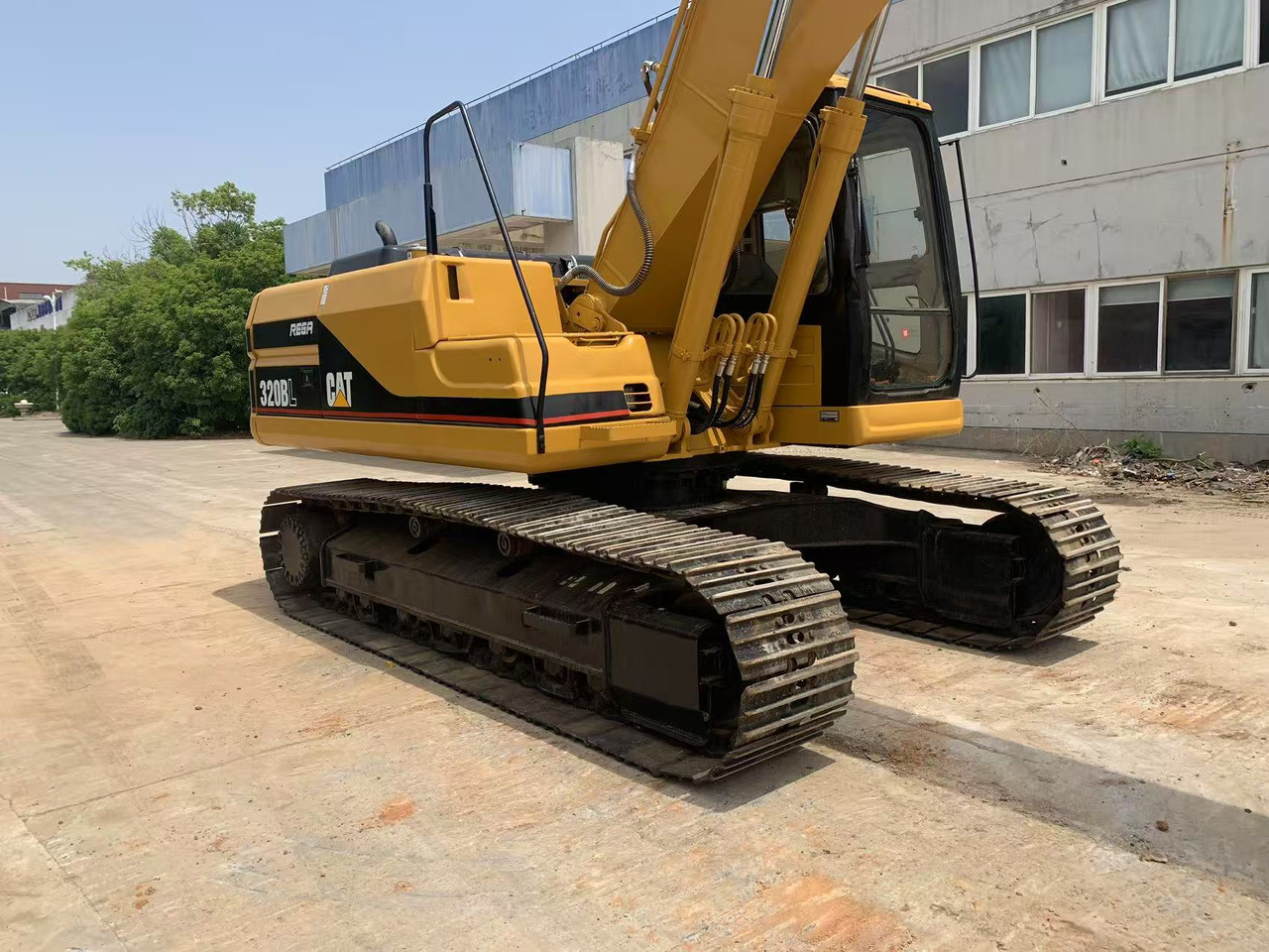 CATERPILLAR 320B, 320BL Secondhand Excavator Made in Japan - Kettenbagger: das Bild 4 CATERPILLAR 320B, 320BL Secondhand Excavator Made in Japan - Kettenbagger: das Bild 4