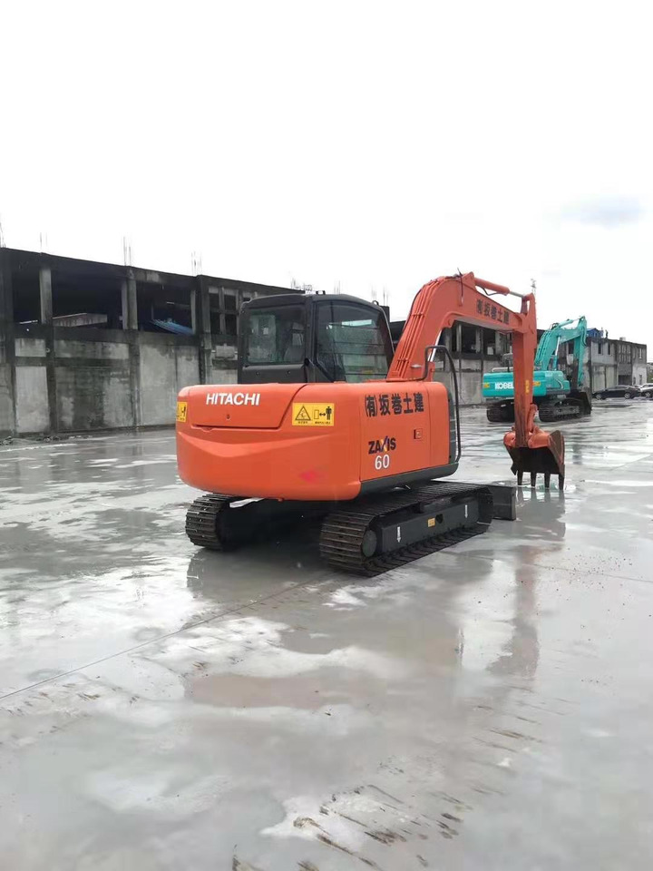 Hitachi 6 ton Hydraulic Excavator ZX60 Good Price - Kettenbagger: das Bild 3 Hitachi 6 ton Hydraulic Excavator ZX60 Good Price - Kettenbagger: das Bild 3