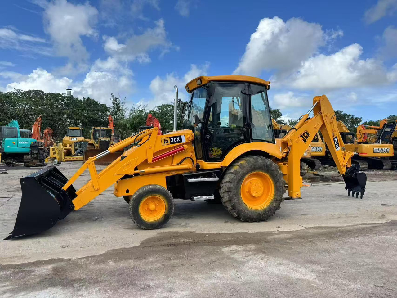 JCB 4x4 Backhoe Loader 3CX Used Condition - Baggerlader: das Bild 2 JCB 4x4 Backhoe Loader 3CX Used Condition - Baggerlader: das Bild 2