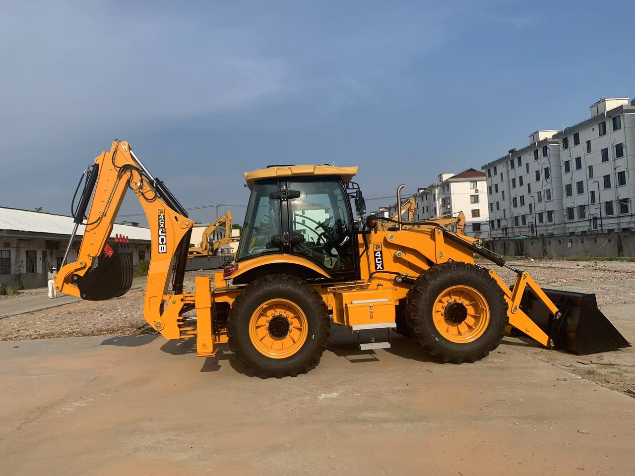 JCB 4x4 Backhoe Loader 4CX, 3CX Brand New Condition - Baggerlader: das Bild 2 JCB 4x4 Backhoe Loader 4CX, 3CX Brand New Condition - Baggerlader: das Bild 2