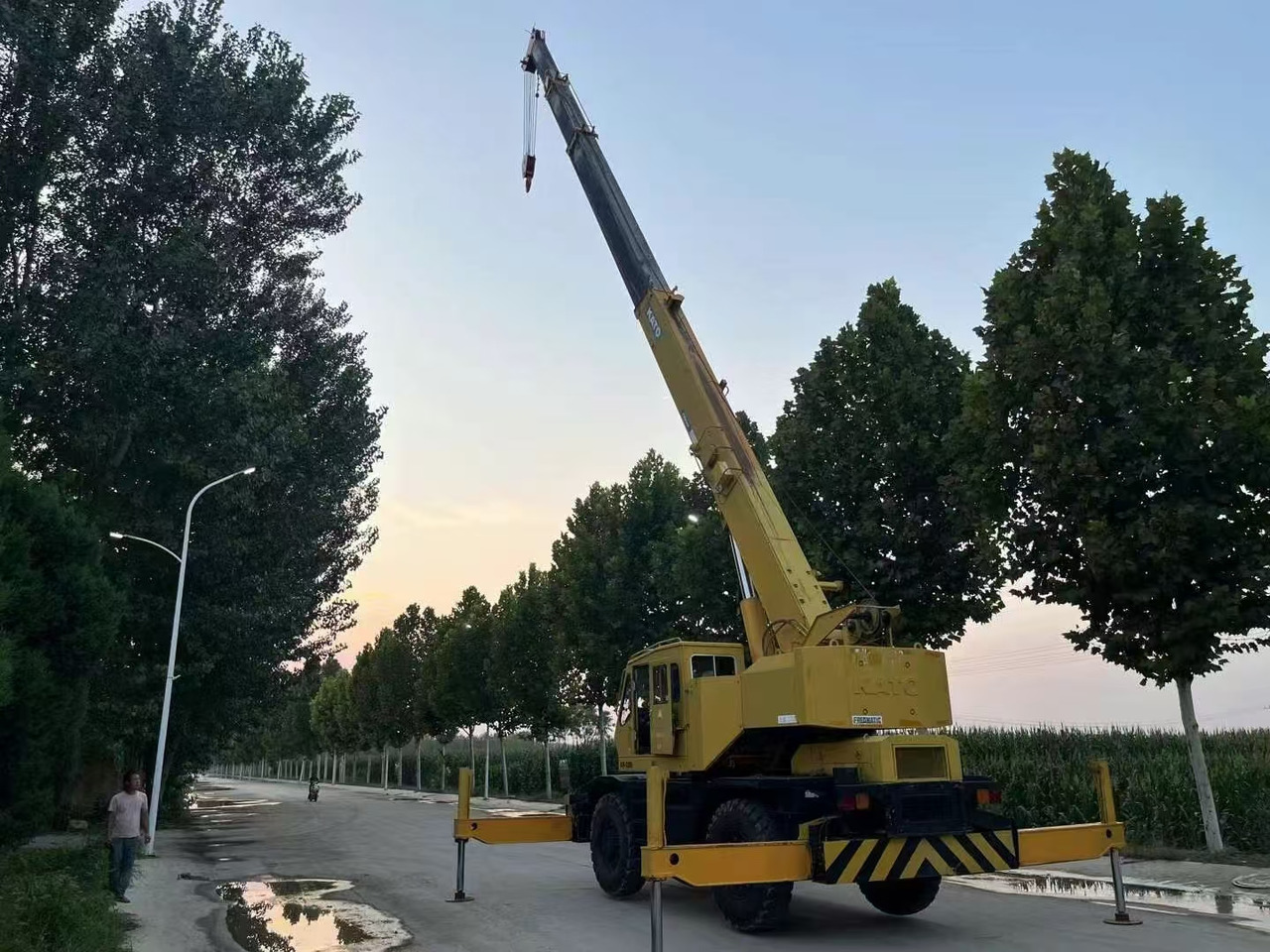 KATO KR250 Good Price 25 ton Rough Terrain Crane - Mobilkran: das Bild 3 KATO KR250 Good Price 25 ton Rough Terrain Crane - Mobilkran: das Bild 3