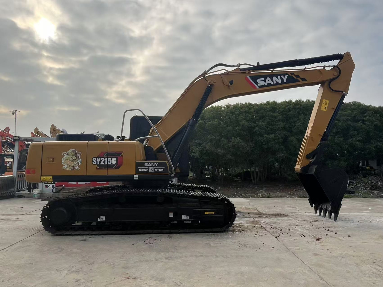 Sany SY215C Used Excavator Mitsubishi Engine - Kettenbagger: das Bild 1 Sany SY215C Used Excavator Mitsubishi Engine - Kettenbagger: das Bild 1