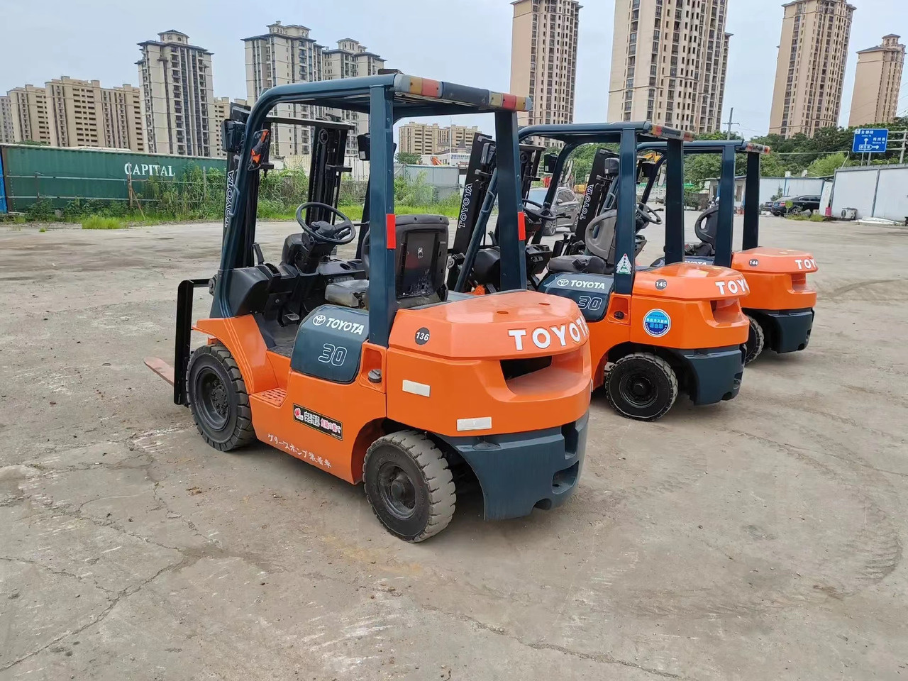 Toyota 3 ton Forklift FD30 with Free Lift, Side Shifter, Clamp - Dieselstapler: das Bild 1 Toyota 3 ton Forklift FD30 with Free Lift, Side Shifter, Clamp - Dieselstapler: das Bild 1