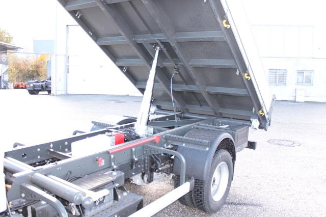 Kipper Transporter FUSO eCanter 4S15E: das Bild 8 Kipper Transporter FUSO eCanter 4S15E: das Bild 8