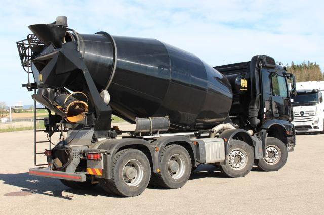 Mercedes-Benz Arocs 3745 B 36,0 TO ZUL. - Fahrmischer: das Bild 4 Mercedes-Benz Arocs 3745 B 36,0 TO ZUL. - Fahrmischer: das Bild 4