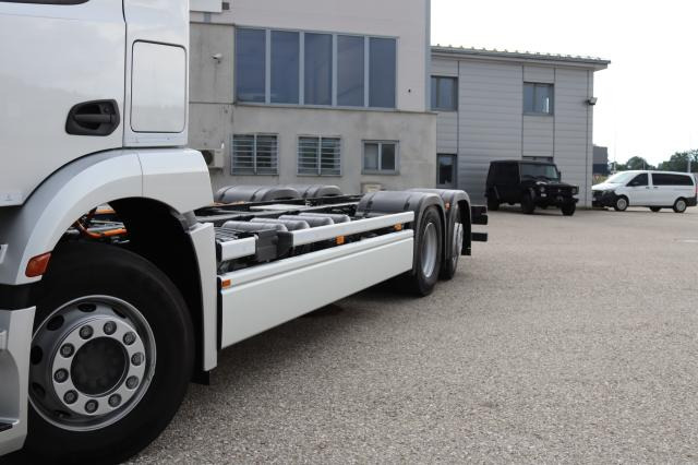 Mercedes-Benz eActros 400 L - Fahrgestell LKW: das Bild 3 Mercedes-Benz eActros 400 L - Fahrgestell LKW: das Bild 3