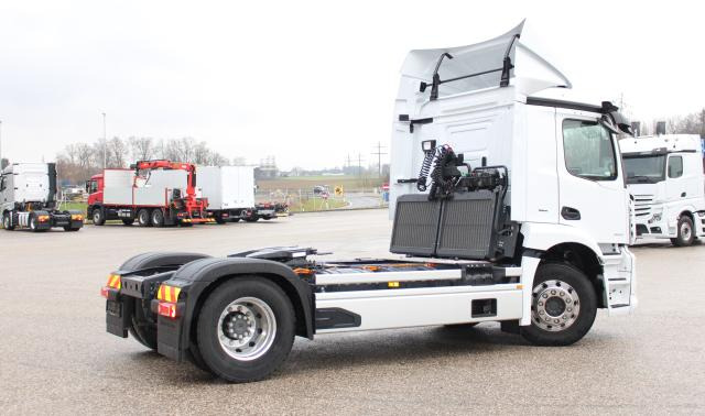 Mercedes-Benz eActros 300 LS ELEKTRO - Sattelzugmaschine: das Bild 4 Mercedes-Benz eActros 300 LS ELEKTRO - Sattelzugmaschine: das Bild 4