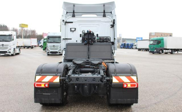 Mercedes-Benz eActros 300 LS ELEKTRO - Sattelzugmaschine: das Bild 5 Mercedes-Benz eActros 300 LS ELEKTRO - Sattelzugmaschine: das Bild 5