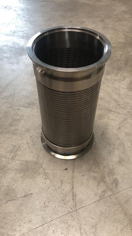 O&K RH90 Exhaust pipe 3686845 4024625 541-5498 - Auspuff für Baumaschine: das Bild 2 O&K RH90 Exhaust pipe 3686845 4024625 541-5498 - Auspuff für Baumaschine: das Bild 2