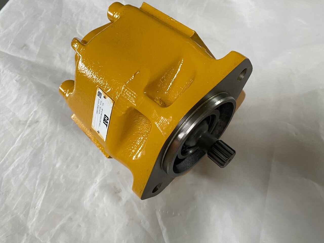 O&K Terex Caterpillar Geared pump 2403122 1459388 471-5775 - Kühlsystem für LKW: das Bild 1 O&K Terex Caterpillar Geared pump 2403122 1459388 471-5775 - Kühlsystem für LKW: das Bild 1