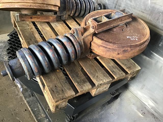 Liebherr Guide Wheel - Ersatzteile: das Bild 1 Liebherr Guide Wheel - Ersatzteile: das Bild 1