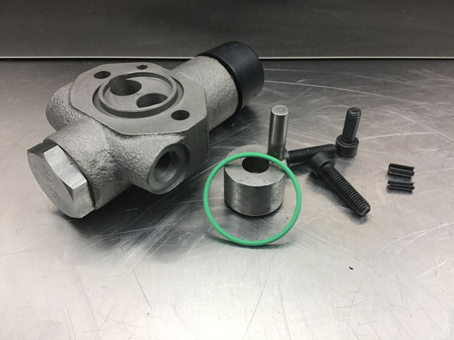 Liebherr Control Valve - Hydraulik: das Bild 1 Liebherr Control Valve - Hydraulik: das Bild 1