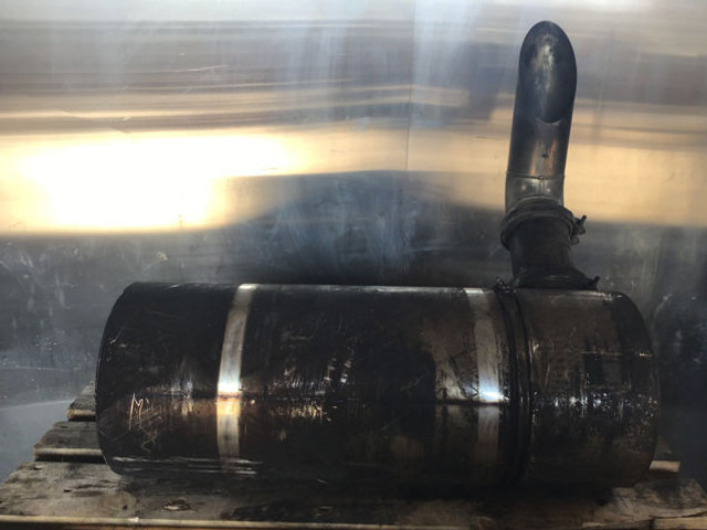 Liebherr Exhaust - Schalldämpfer: das Bild 1 Liebherr Exhaust - Schalldämpfer: das Bild 1