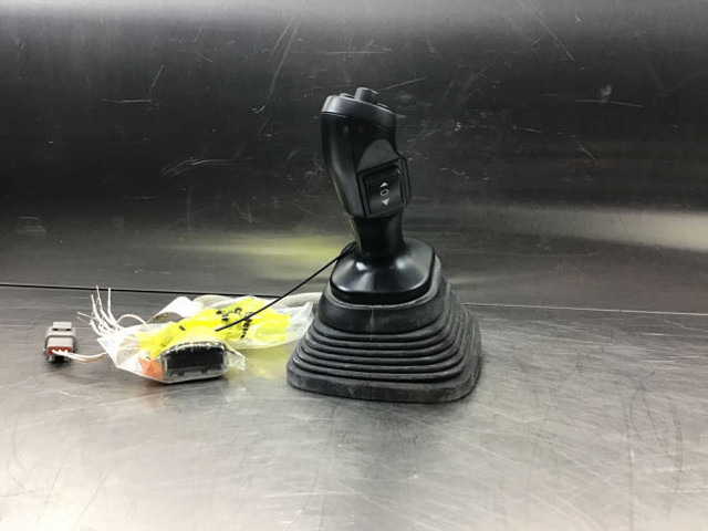 Liebherr Joystick Right - Schalthebel: das Bild 4 Liebherr Joystick Right - Schalthebel: das Bild 4
